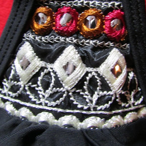 VENUS Embellished Halter Bikini Top Black - Picture 5 of 7